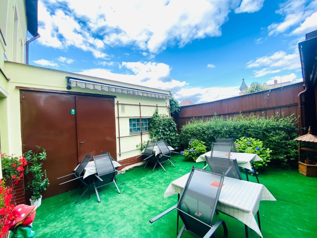 捷克贾布朗尼城 波科尔尼旅馆酒店 外观 照片